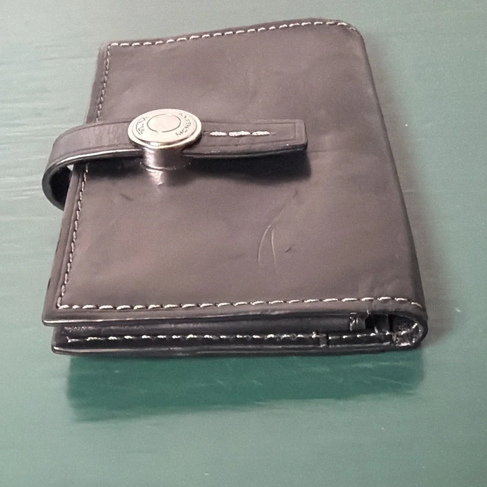 TUMI Genuine Leather Black Card Holder Men's Wallet